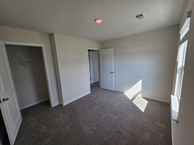 Building Photo - 4309 Remington Ave