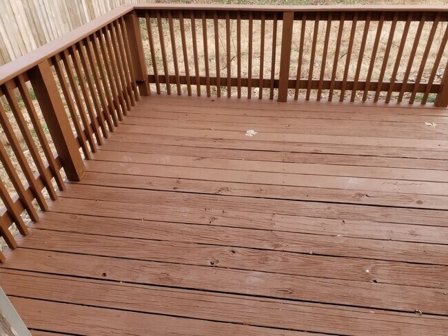 Building Photo - AVAILABLE NOW! Liberty Home 3 Bed 2 Bath 2...