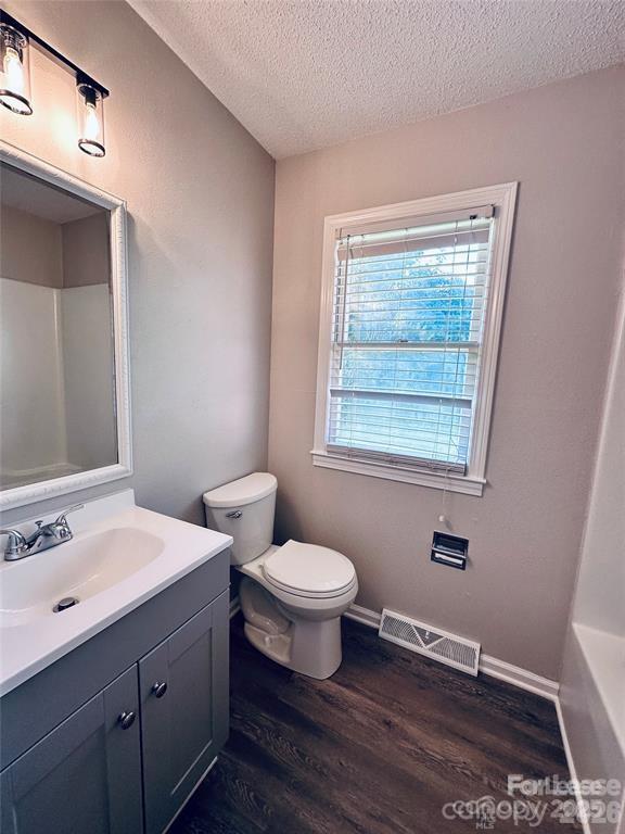 Building Photo - 5900 US-70