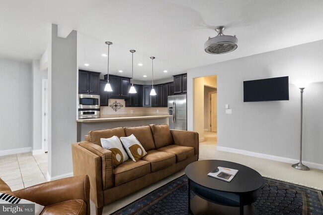 Building Photo - 21234 Park Grove Terrace