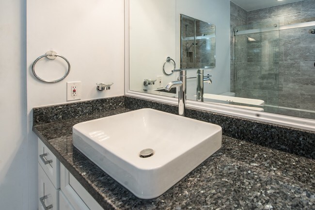 Building Photo - Available Now! Modern Row House in the Heart of Foggy Bottom with 1 Car Garage!