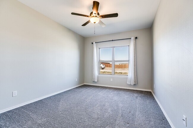 Building Photo - COMING APRIL 2026 - Beautiful Home in Buffalo Heights!