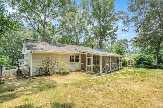 Building Photo - 3302 Lenox Pl NE