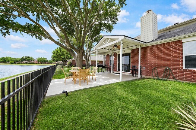 Building Photo - 17435 S Summit Canyon Dr