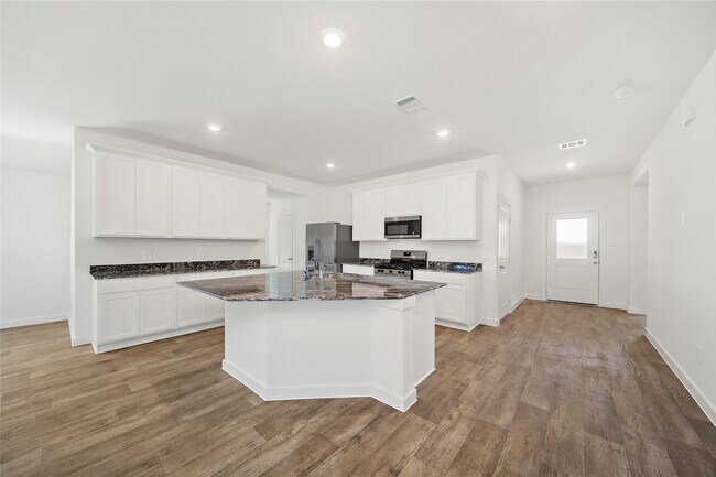 Building Photo - 6019 Jasper Hl Dr