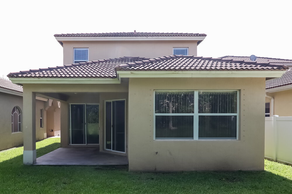 Building Photo - 960 NE 37th Ave