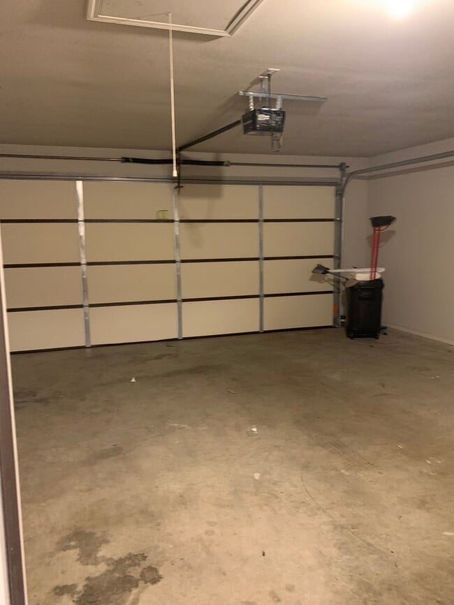 Building Photo - Nice New Construction in Valley View 3bed/2bath