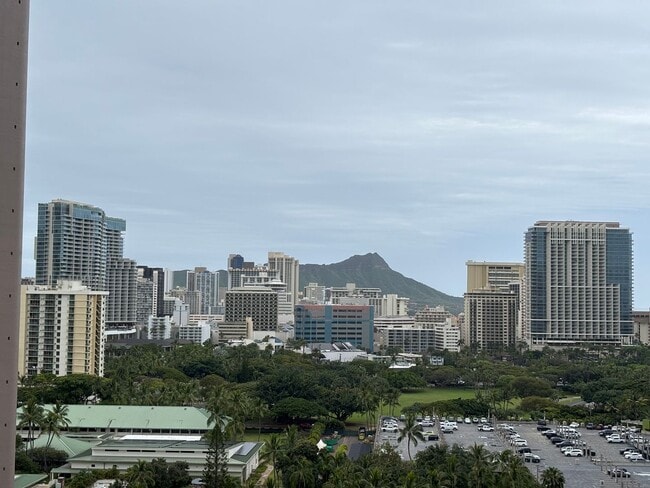 Building Photo - Refined Island Living at Wailana at Waikiki – Fully Furnished Corner Condo