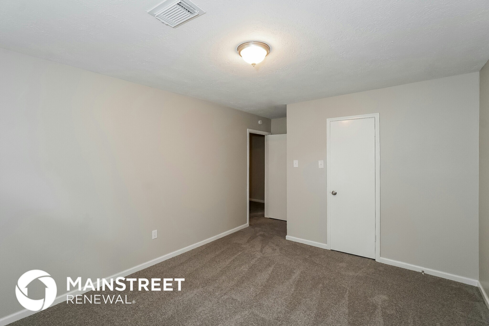 Building Photo - 8106 Middlebury Ln
