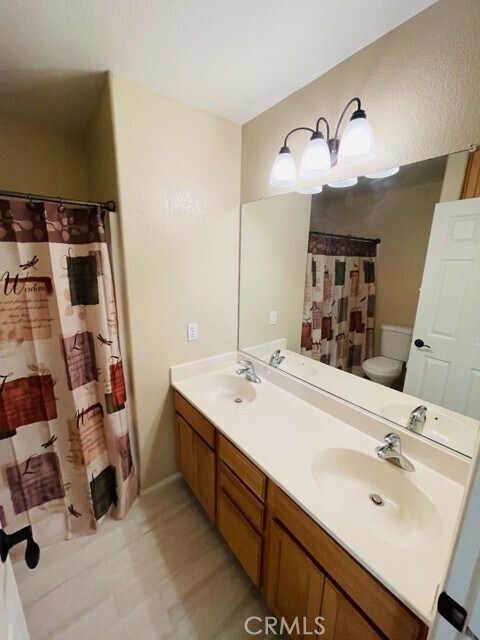 Building Photo - 42020 Dahlia Way