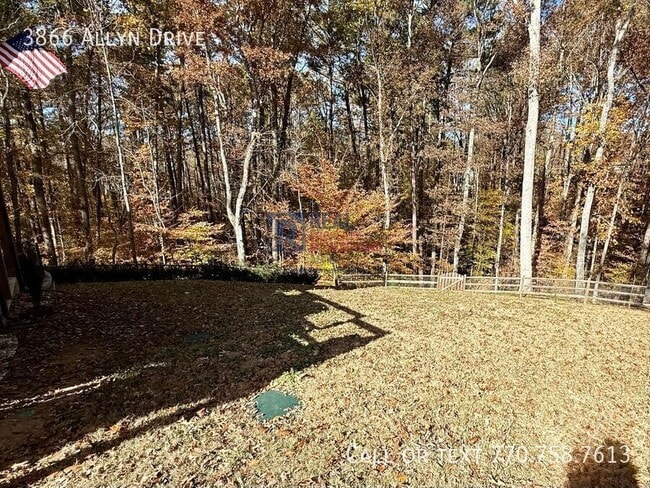 Building Photo - 3866 Allyn Dr NW