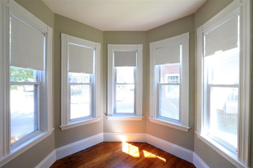 Building Photo - 45 Kidder Ave