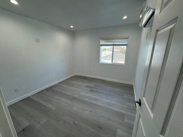 Building Photo - 14113 Shoup Ave