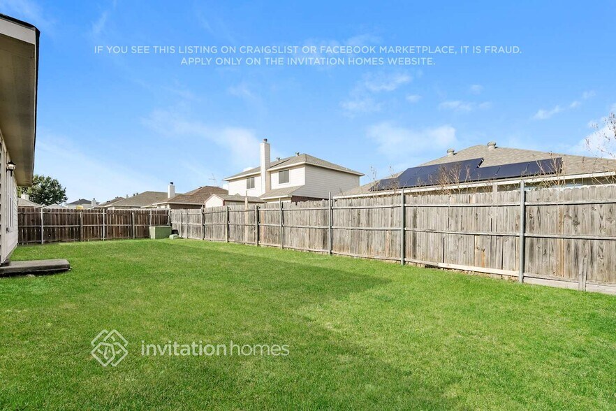 Building Photo - 409 Heritage Dr