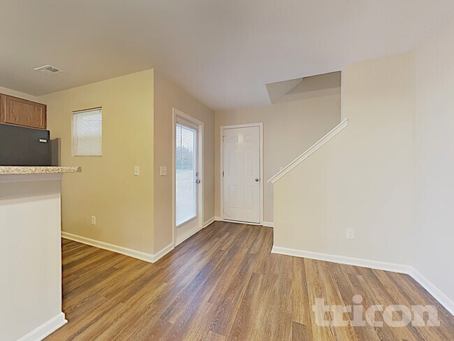 Building Photo - 572 Gentle Breeze Ln