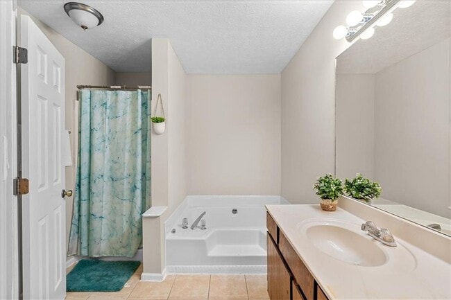 Building Photo - 1052 Travelers Trail