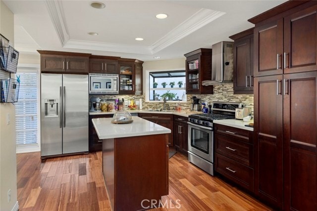 Building Photo - 25 Birdsong