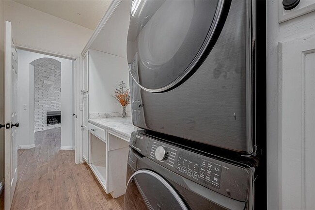 Building Photo - 20802 Louetta Oak Dr