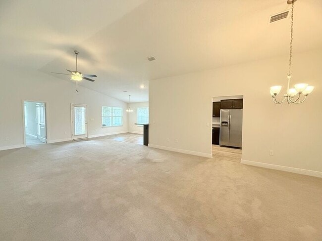 Building Photo - 4117 Hazelhurst Dr