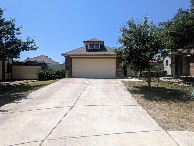 Building Photo - 242 Rock Bluff Ln