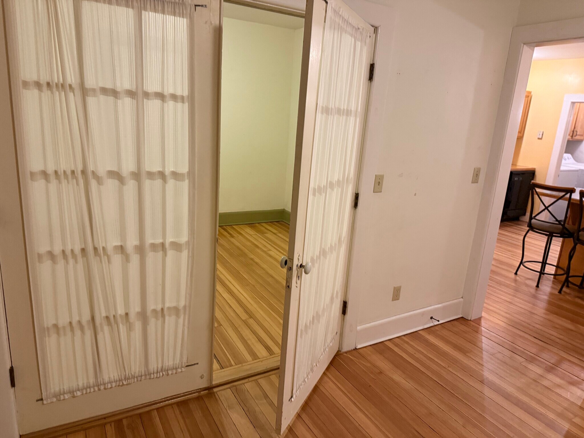 French Door Dining Room Entry - 274 Prospect St