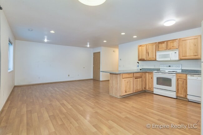 Building Photo - 4773 Glasgow Dr