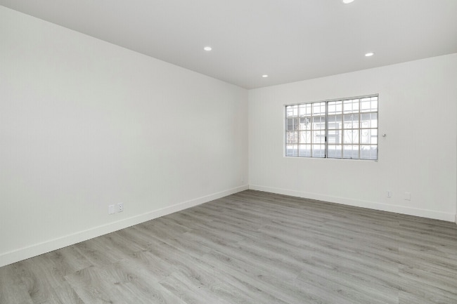 Building Photo - 1515 Venice Blvd.