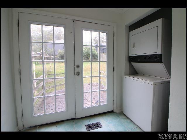 Building Photo - 5919 Woodlawn Dr