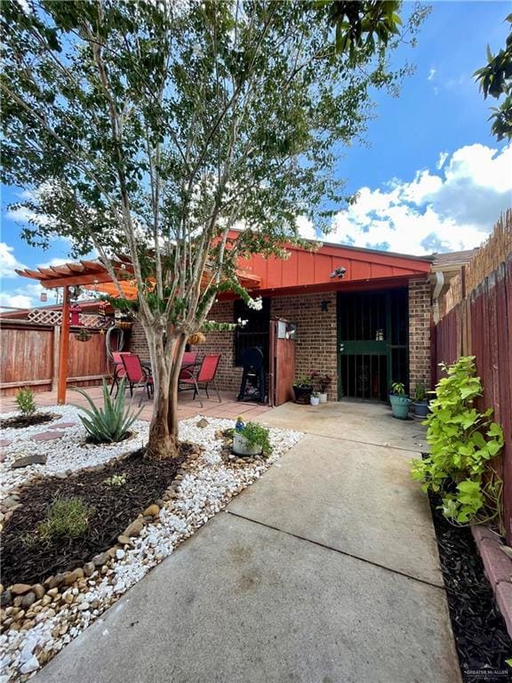 Primary Photo - 4001 Beech Ave