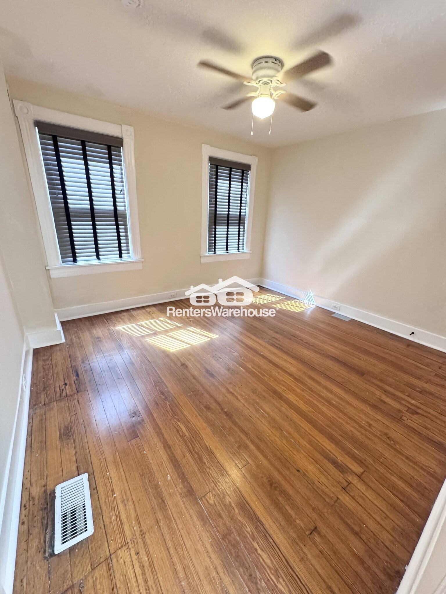 Building Photo - 1802 Gough St