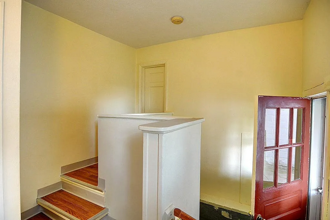 Building Photo - Renovated Farmhouse on Over 2 Acres – Waynesville Schools