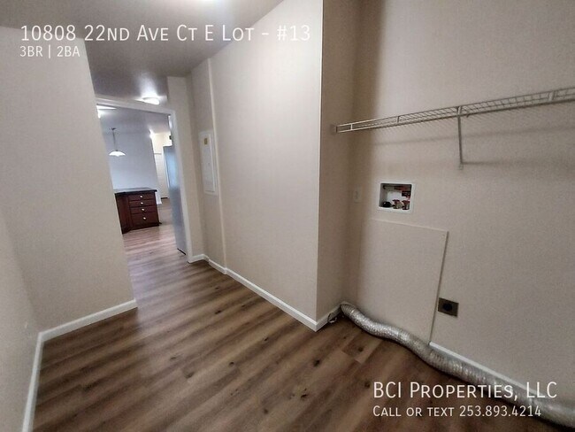 Building Photo - 10808 22nd Ave Ct E