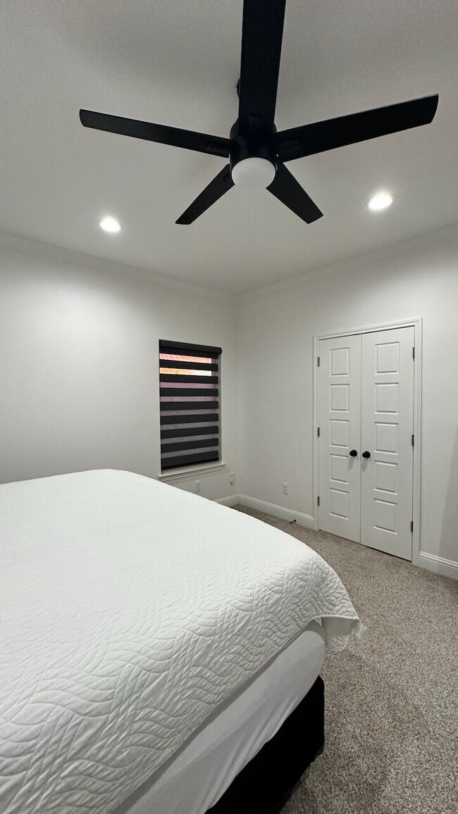 Building Photo - Custom built home in West Lubbock