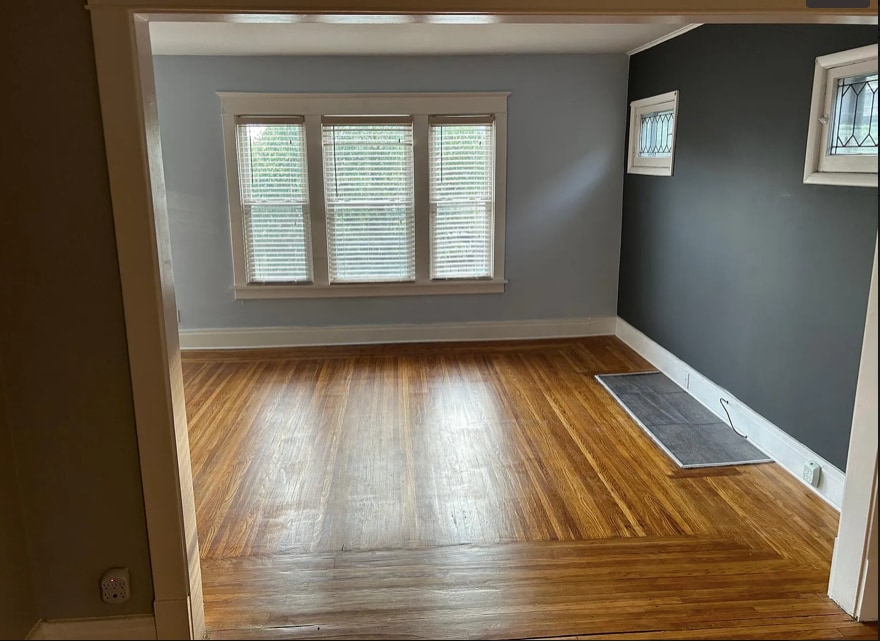 Living Room - 1 Traymore St