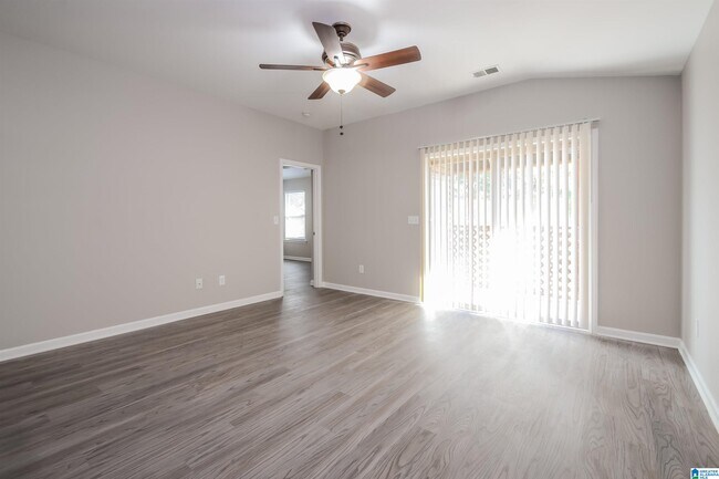 Building Photo - 155 Briar Ridge Ln