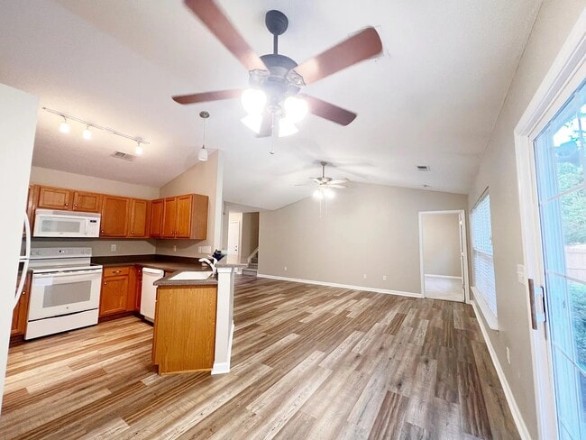 Building Photo - 504 Timber Walk Dr