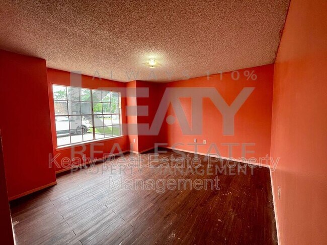 Building Photo - 108 Meudon St