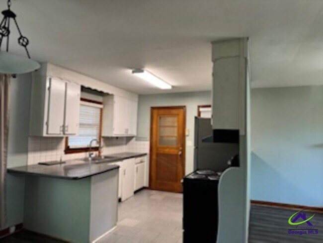 Building Photo - 106 Eleanor Cir