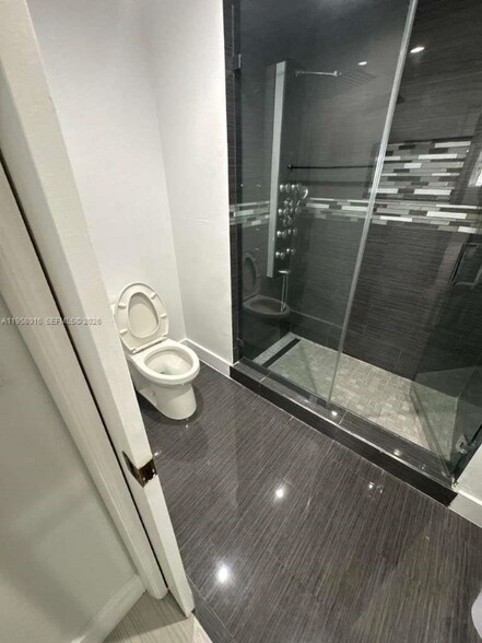 Building Photo - 10034 SW 221st St Rd