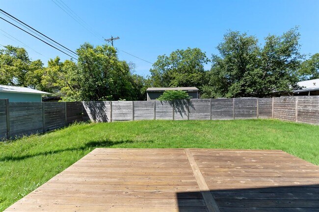 Building Photo - 7603 Creston Ln