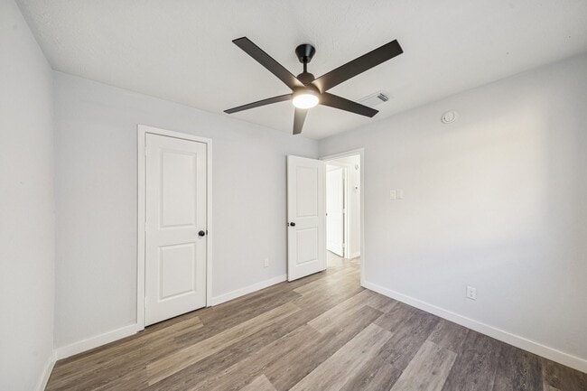 Building Photo - 1419 Fieldstone Dr