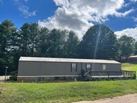 Building Photo - 96 Green Acres Dr