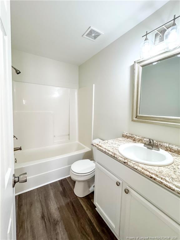 Building Photo - 499 Coronation Dr