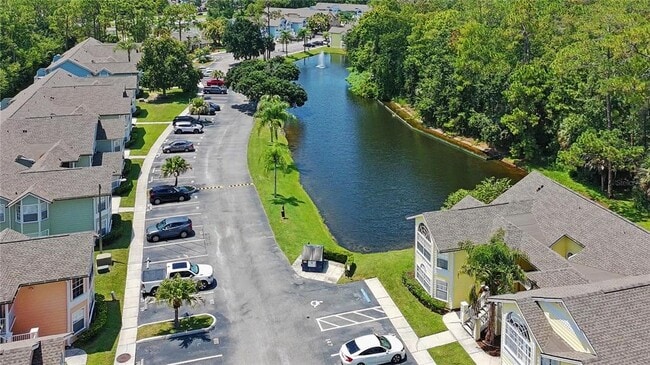 Building Photo - 2011 Royal Bay Blvd