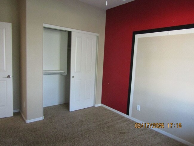 Building Photo - 4 Bedroom home gated community