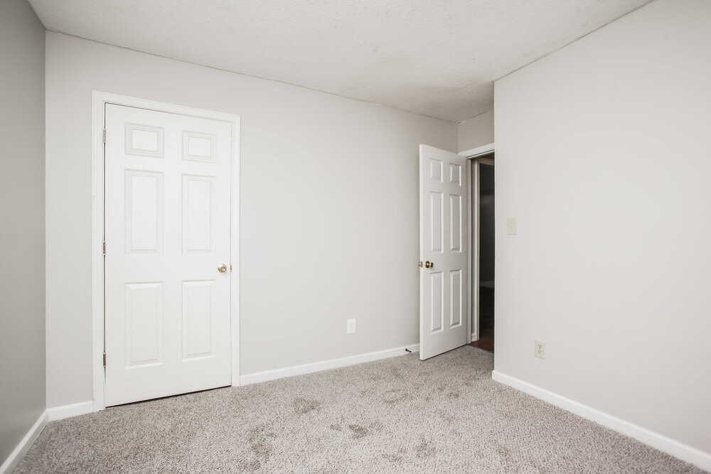 Building Photo - 10824 Ridgefield Dr