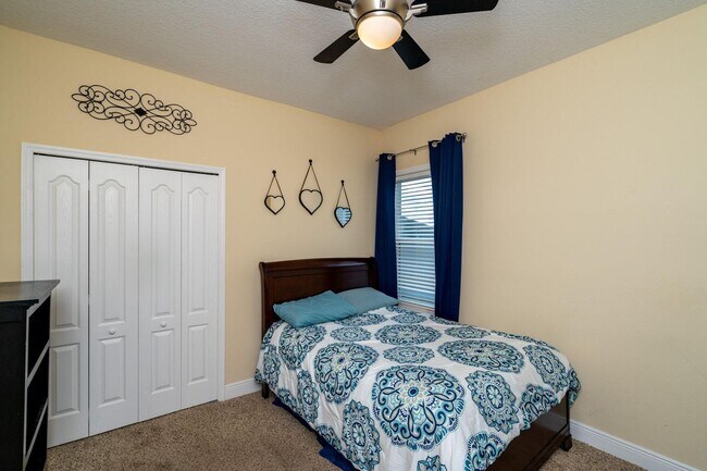 Building Photo - 1026 SW Ingrassina Ave