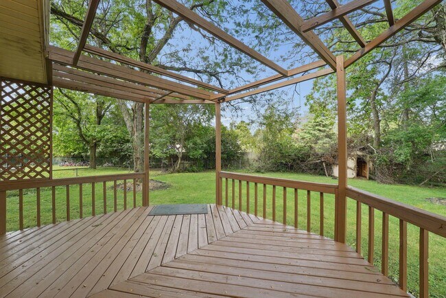 Building Photo - 2790 Bramblebush Ct