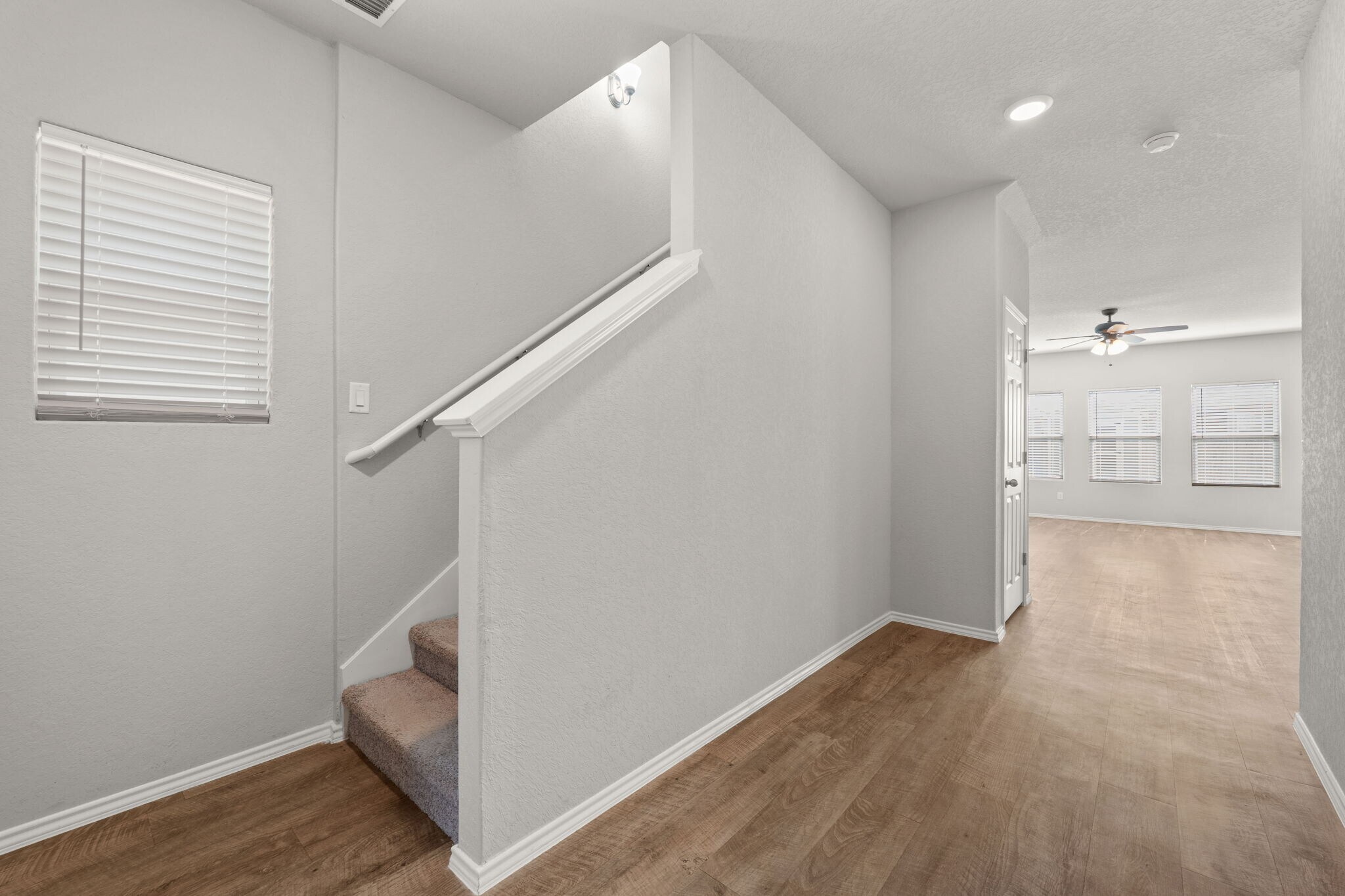 Building Photo - 3452 Redbud Grv