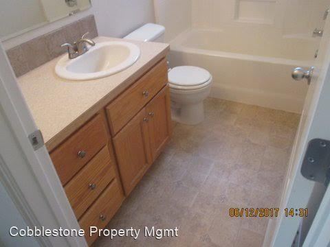 Building Photo - 4 br, 2.5 bath House - 3503 S Payette Rive...